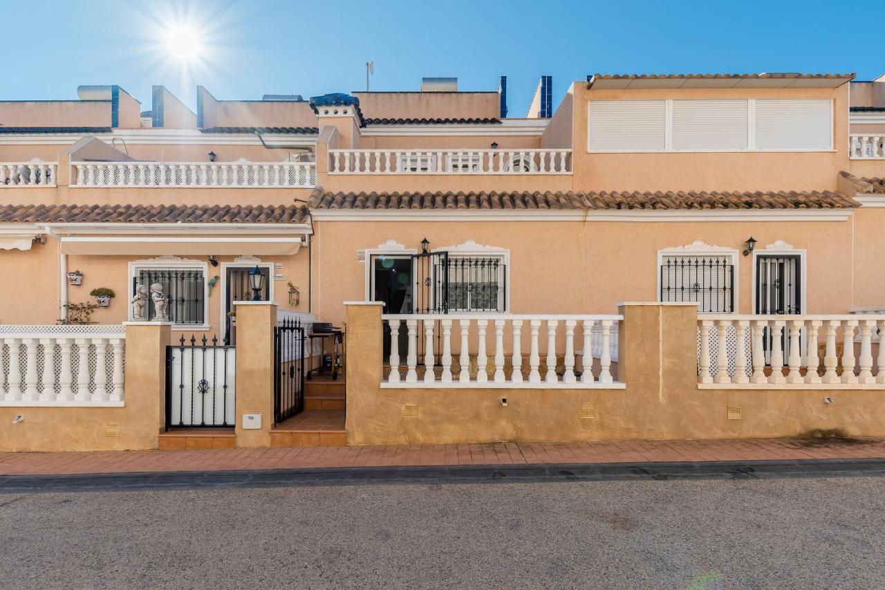 Bungalow La Zenia Cerca De La Playa Οριουέλα Εξωτερικό φωτογραφία